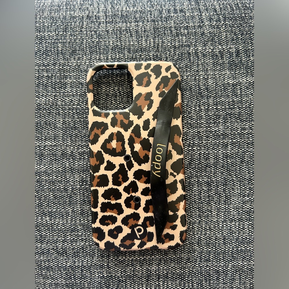 Cheetah Print Loopy Case iPhone 12/ 12 Pro